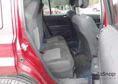 2017 Jeep Patriot Latitude 4X4 из США, поврежденный, VIN 1C4NJRFB9HD127530